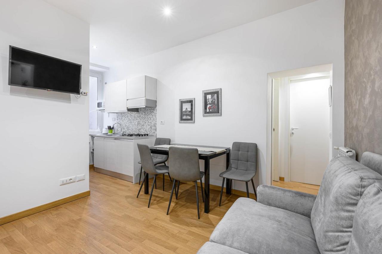 Navona & Pantheon Cozy Apartment Roma Ngoại thất bức ảnh